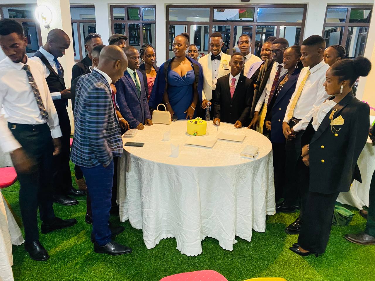 Students networking at the dinner